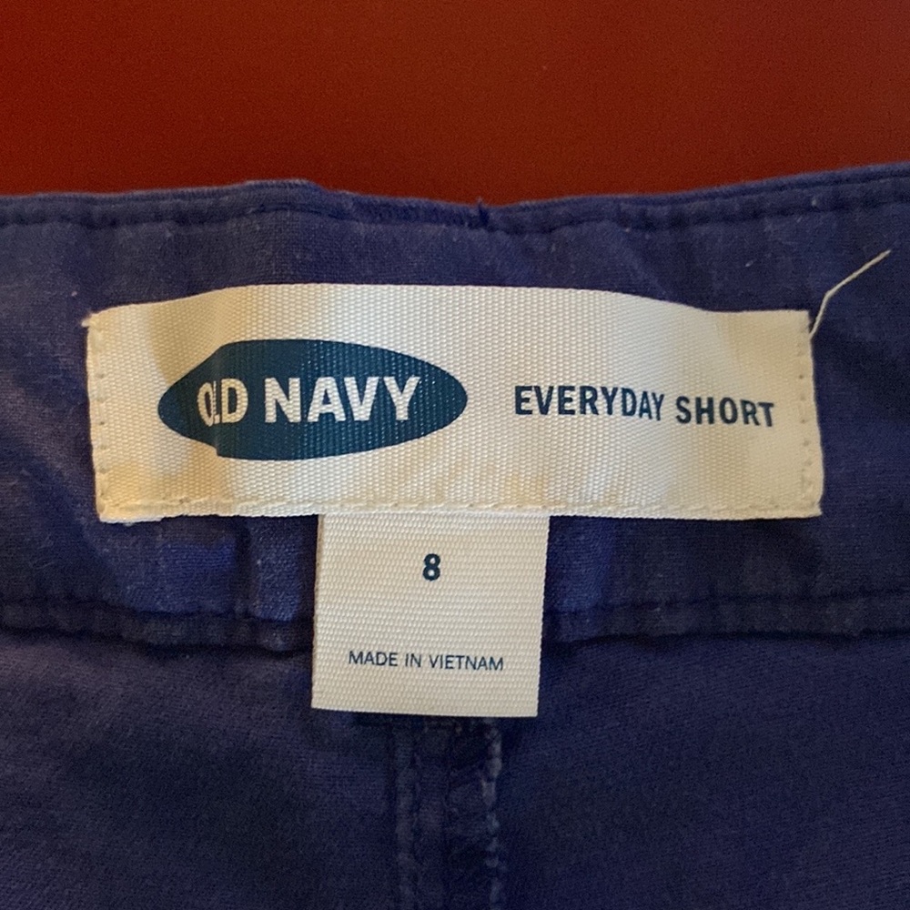 3 Pair Women’s size 8 Old Navy Everyday Shorts 5’ Inseam Gently Used - Picture 7 of 11
